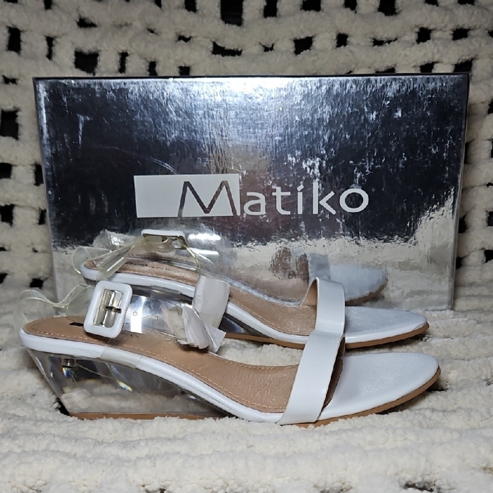 Matiko Clear/White Wedge Sandals New Open Toe Ankle Strap Buckle